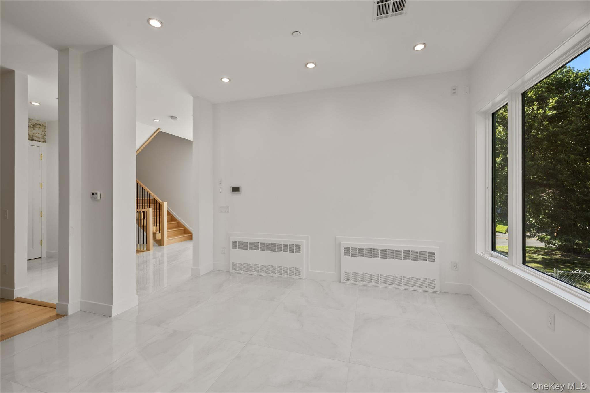 30 Northbrook Road 201 Property Photo 13