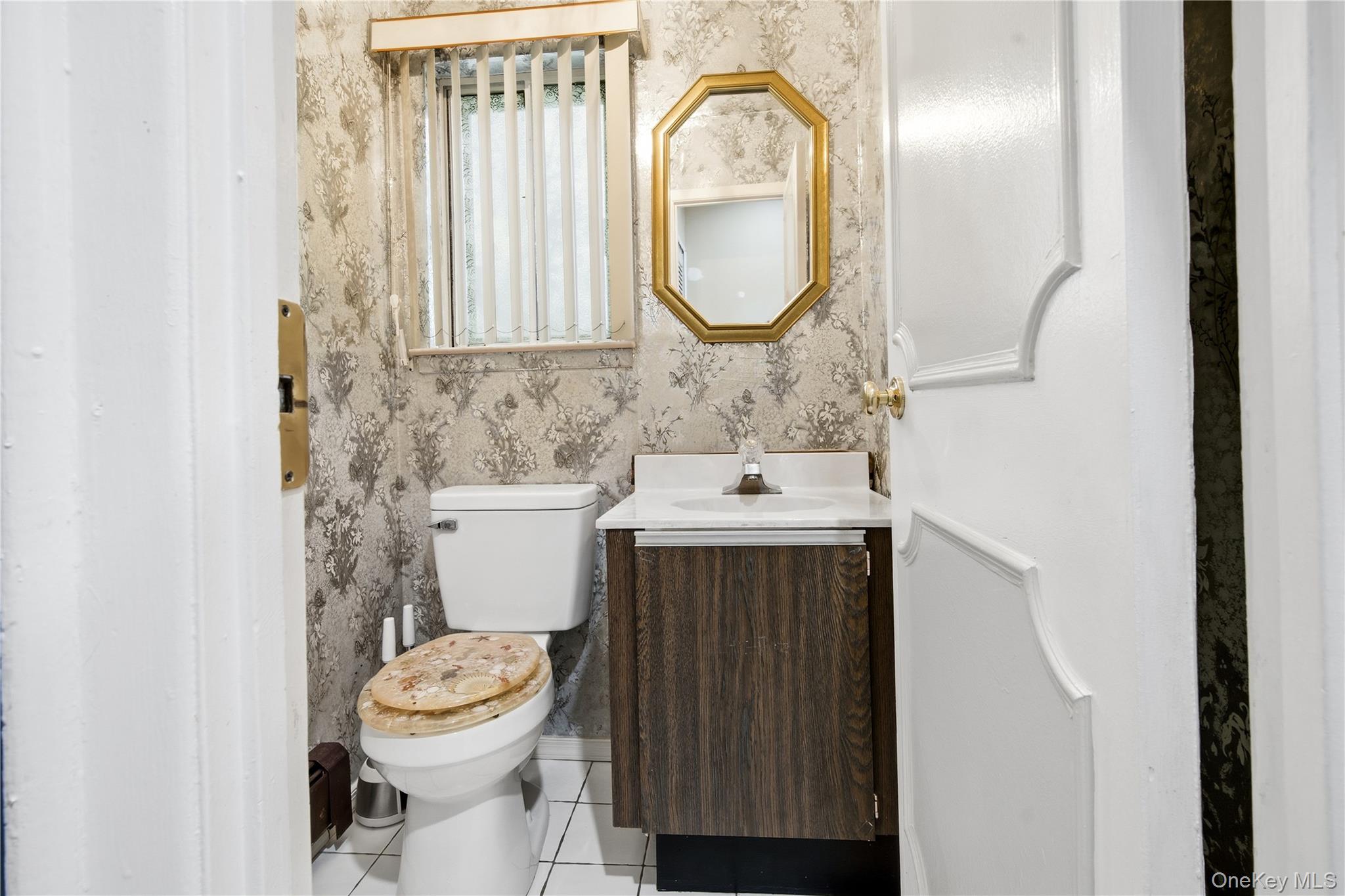 384 Singingwood Drive Property Photo 20