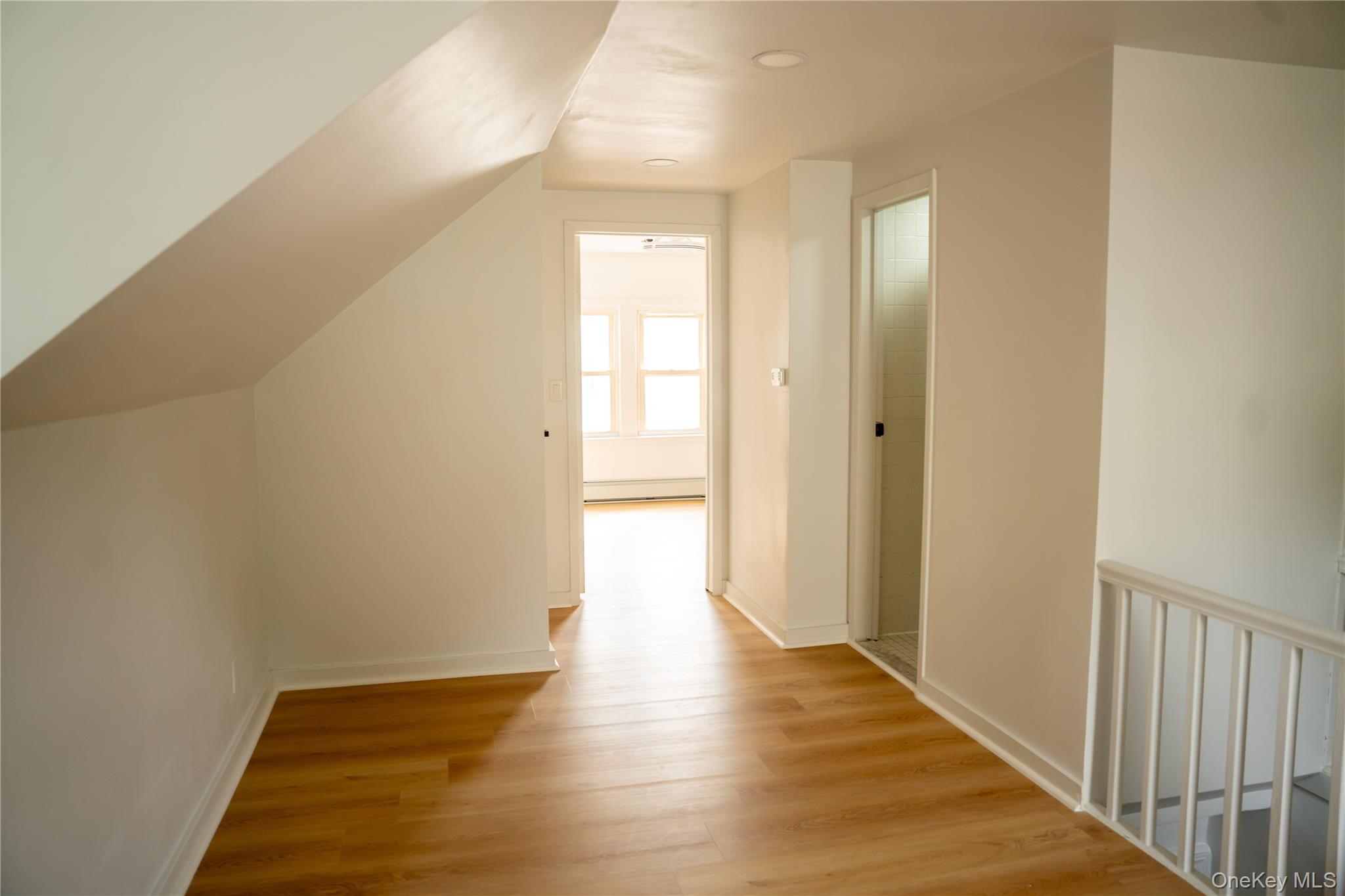 586 Stratford Road Property Photo 18