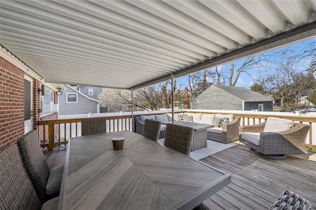 2841 Besade Court Property Photo 25