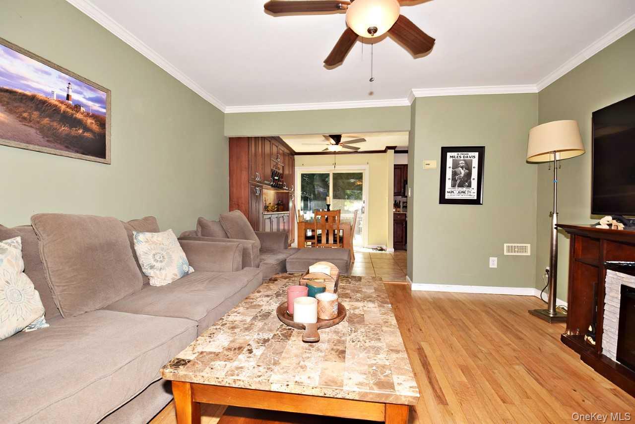 90 Cornell Drive Property Photo 4
