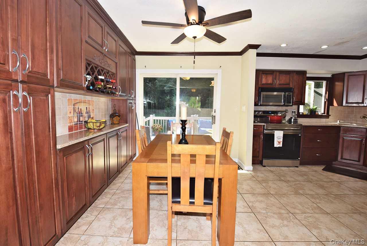 90 Cornell Drive Property Photo 8