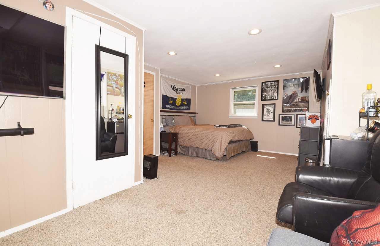 90 Cornell Drive Property Photo 13