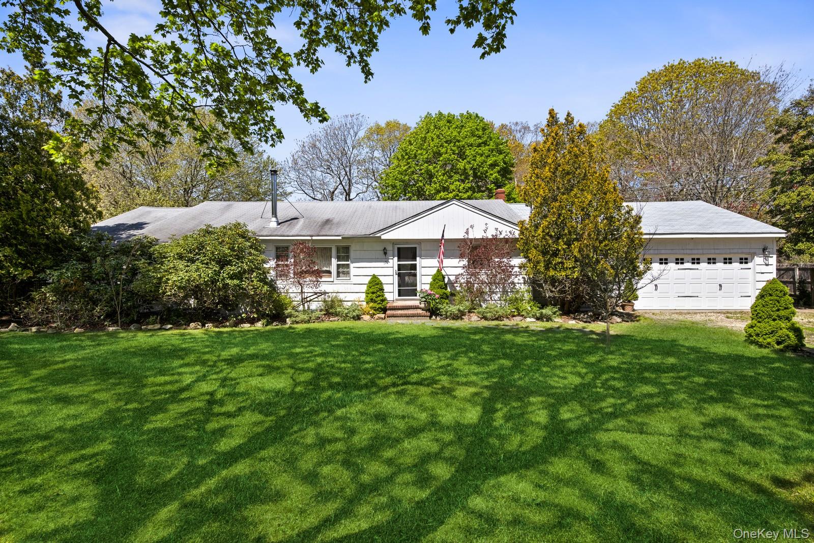 13 Booker Lane Property Photo 1