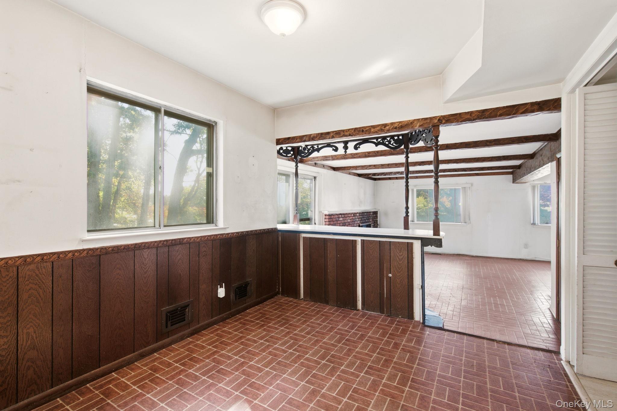 63 Lauren Avenue Property Photo 10