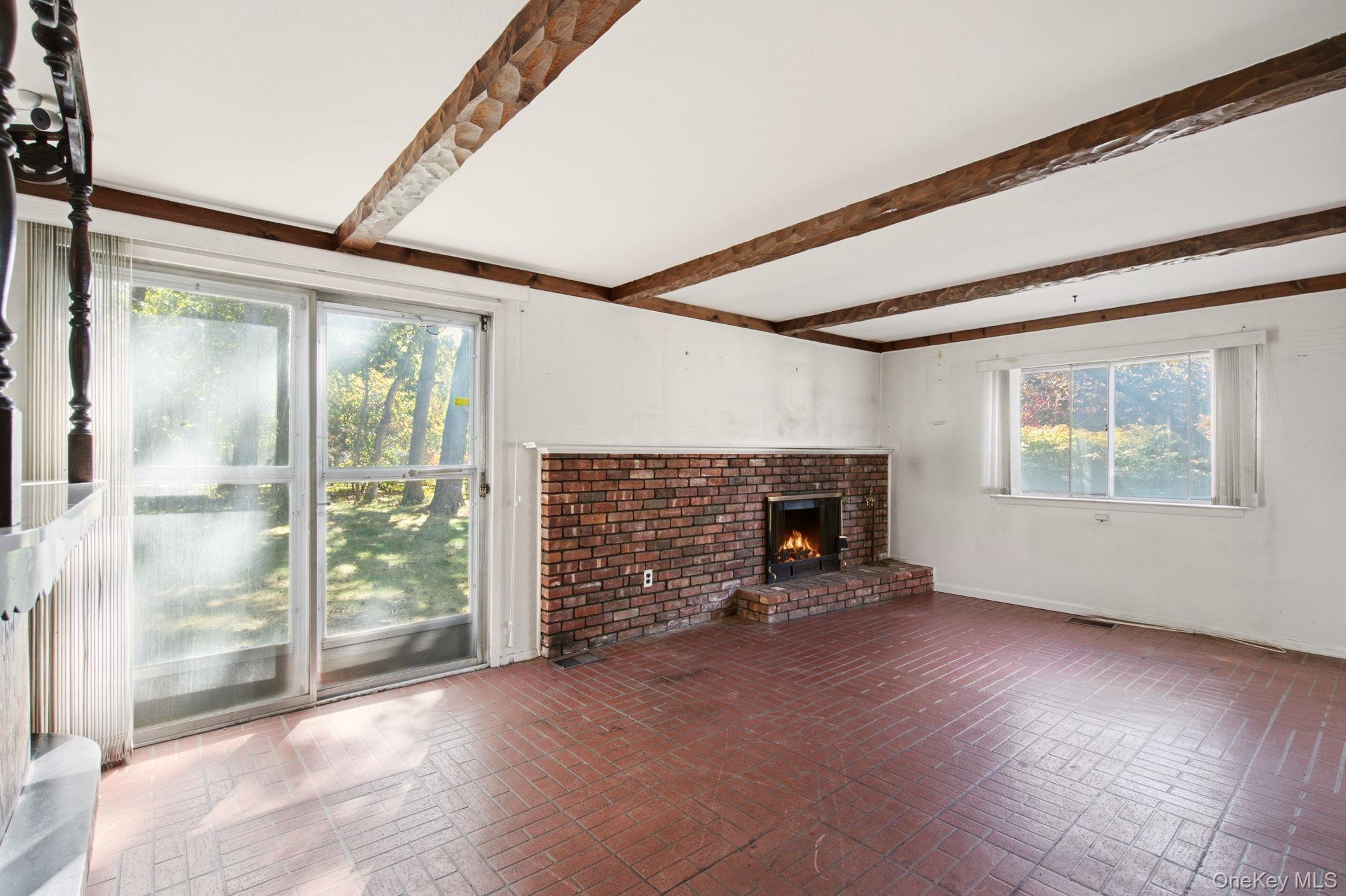 63 Lauren Avenue Property Photo 16