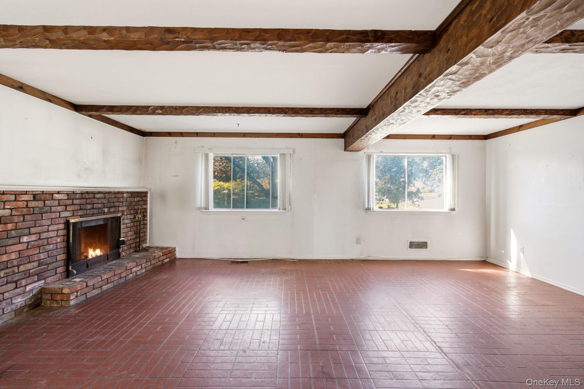 63 Lauren Avenue Property Photo 17