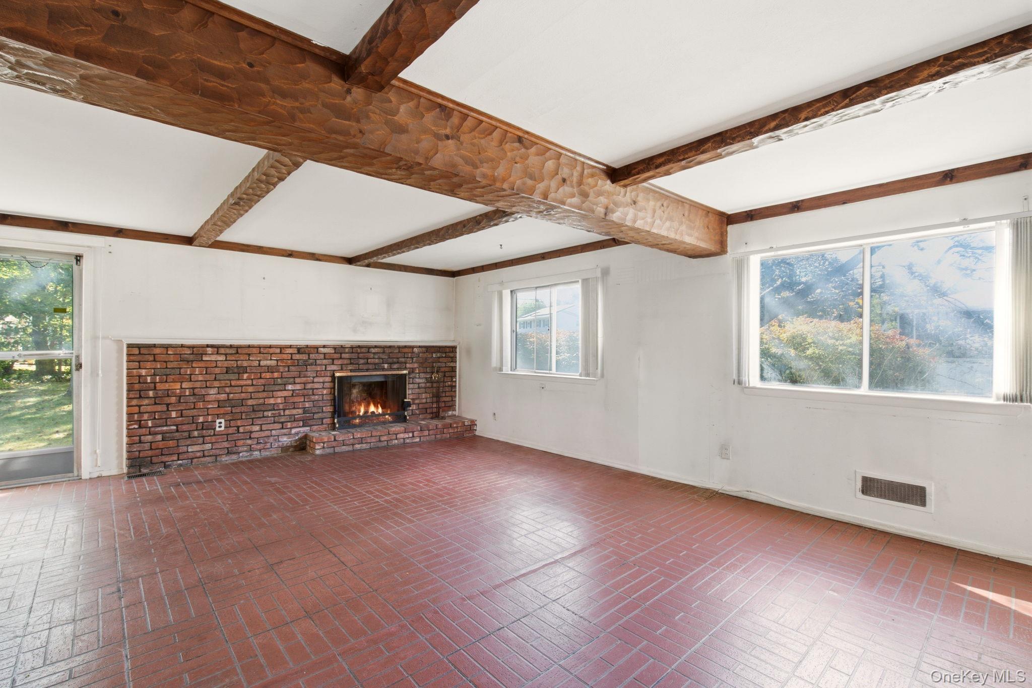 63 Lauren Avenue Property Photo 20