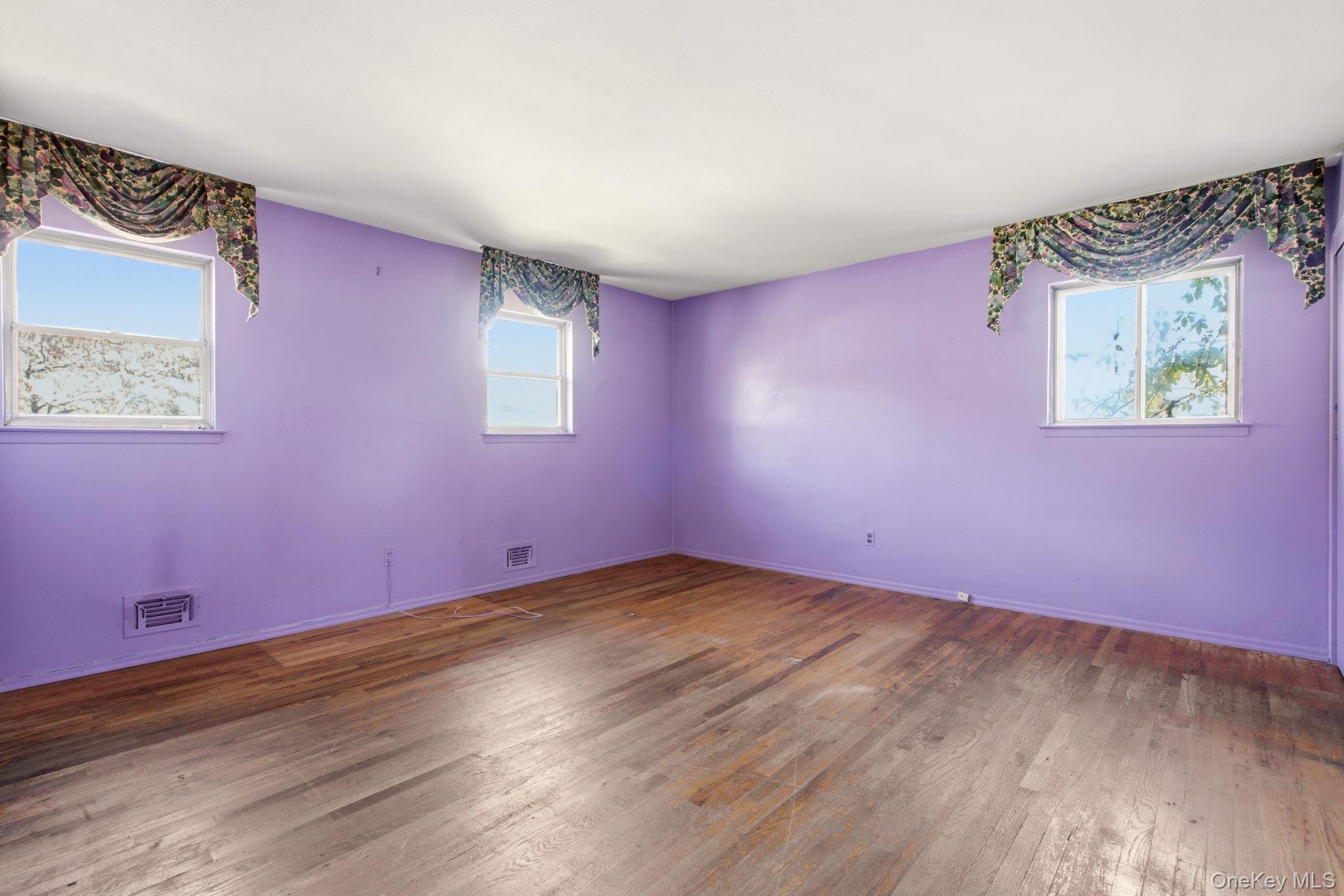 63 Lauren Avenue Property Photo 24