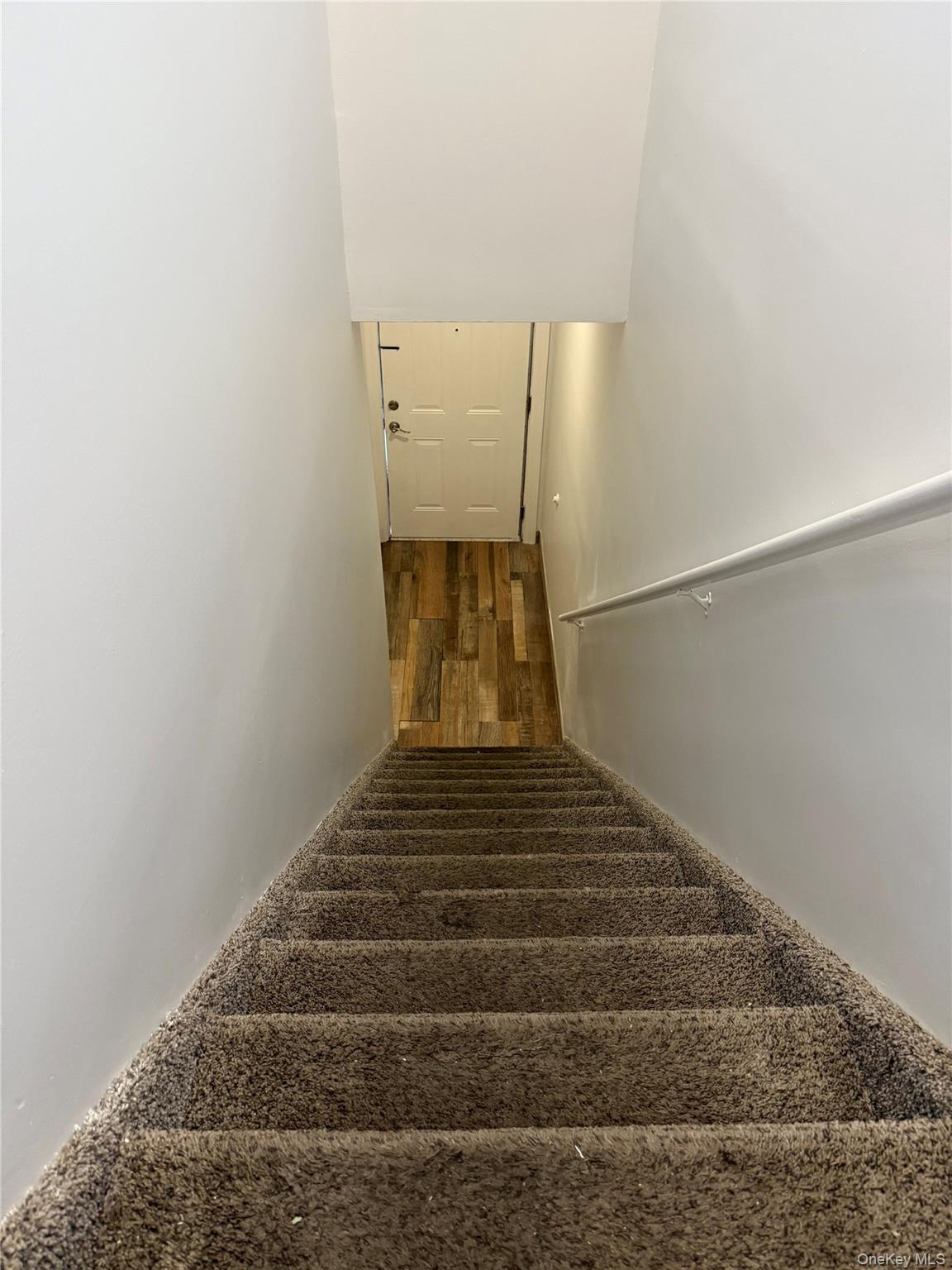 762 E 234th Street 3 Property Photo 4