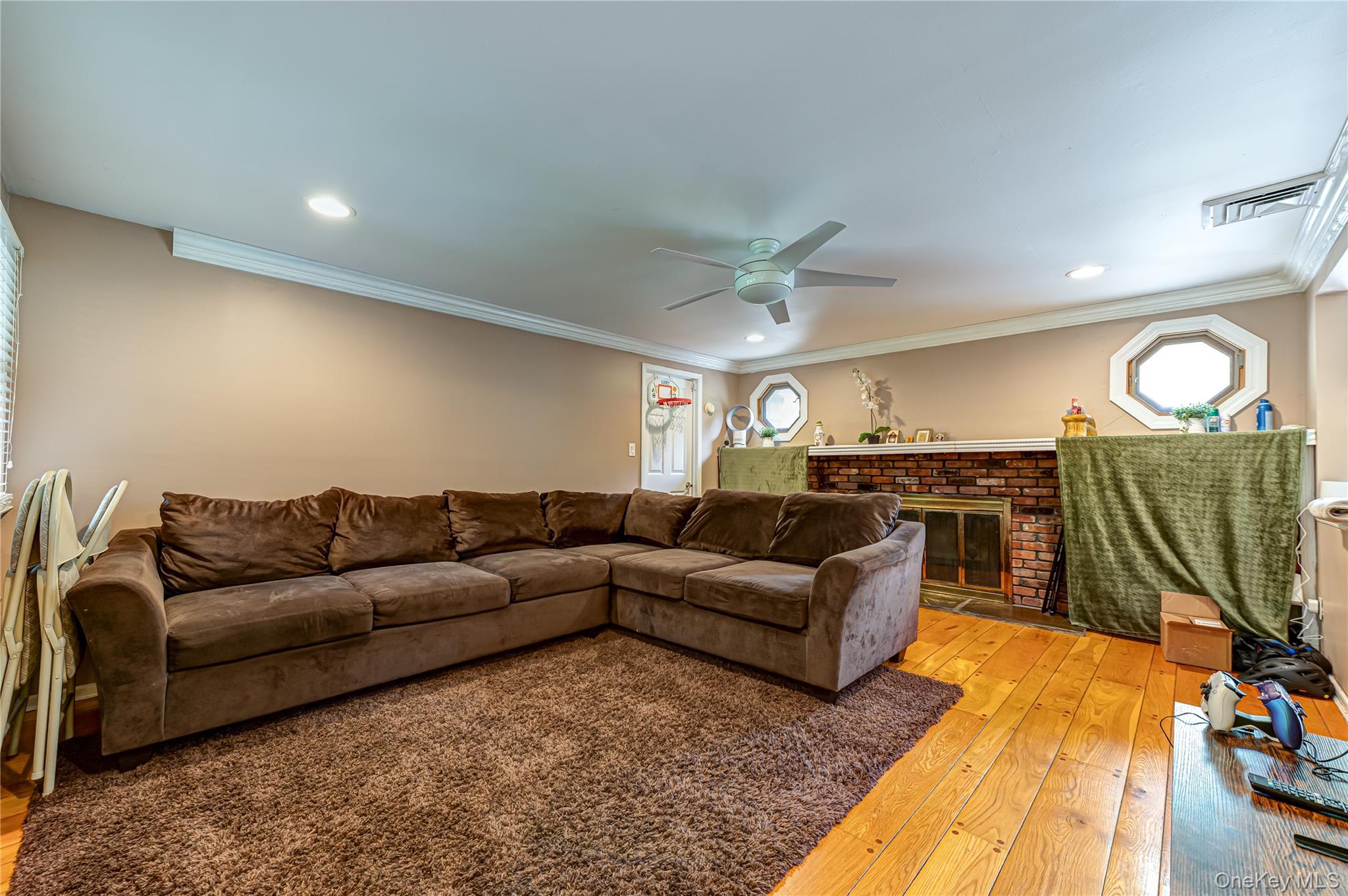 37 Buckingham Drive Property Photo 2