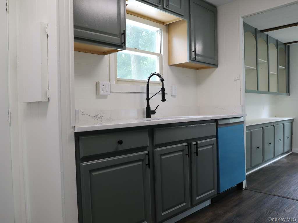 8 Victoria Lane Property Photo 5