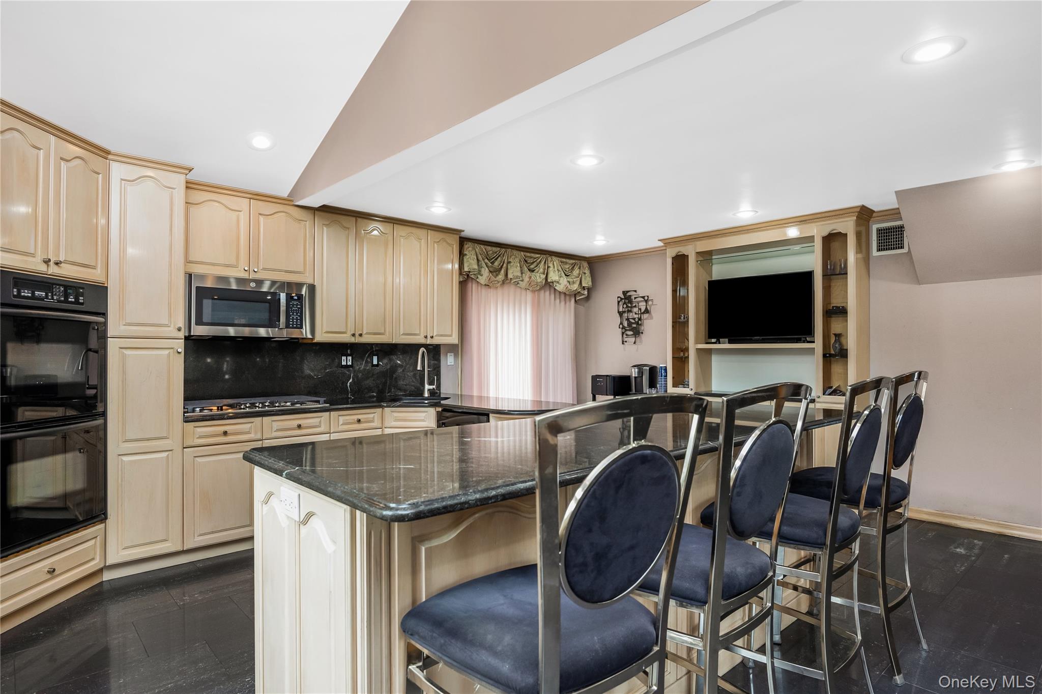 30 Swan Drive Property Photo 7