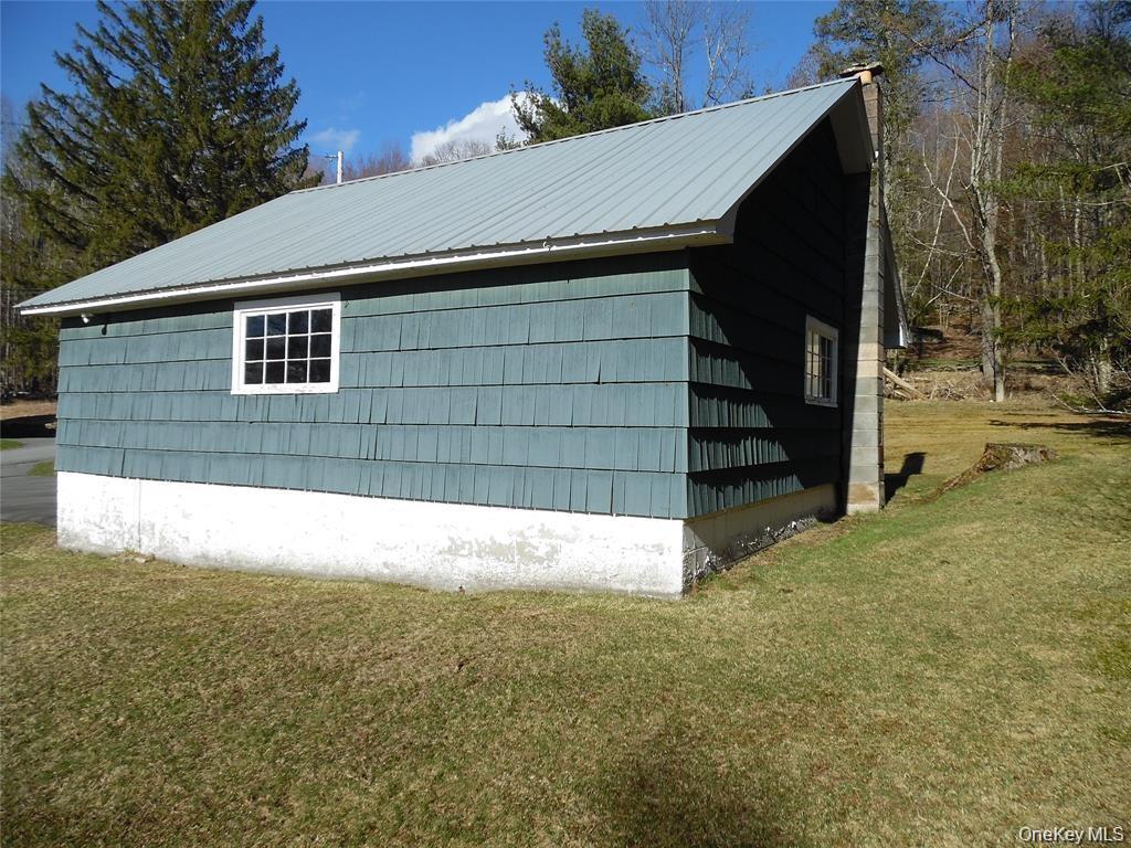8 Jones Terrace Property Photo 5