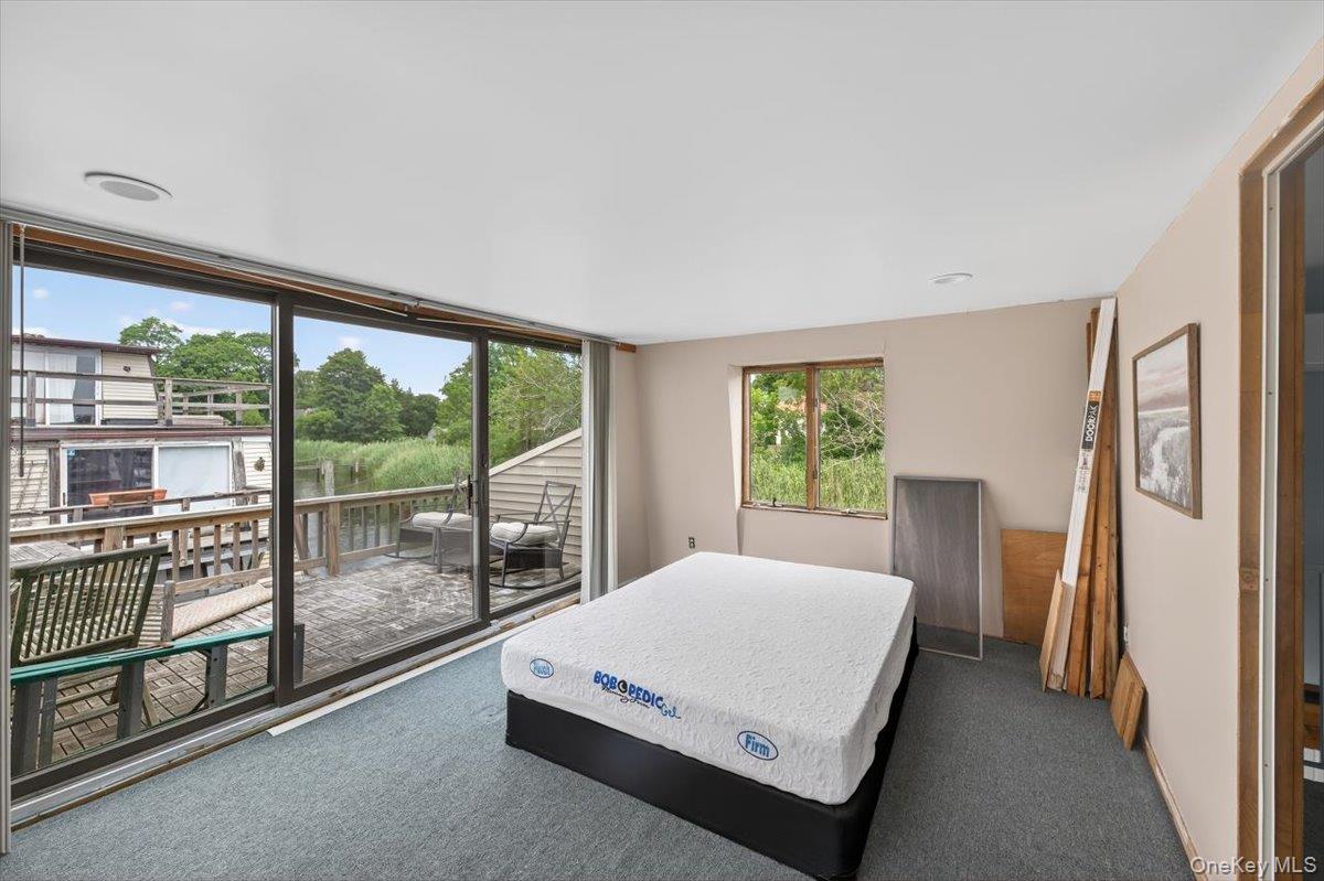 149 C Riverside Drive Property Photo 8