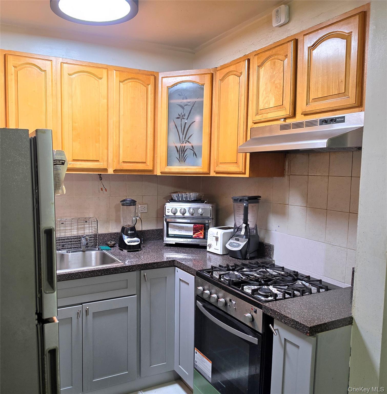 172-70 Highland Avenue 3m Property Photo 3
