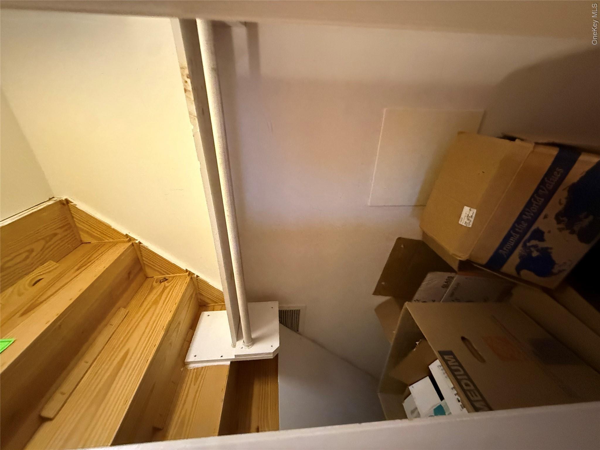 19 Meadow Property Photo 16