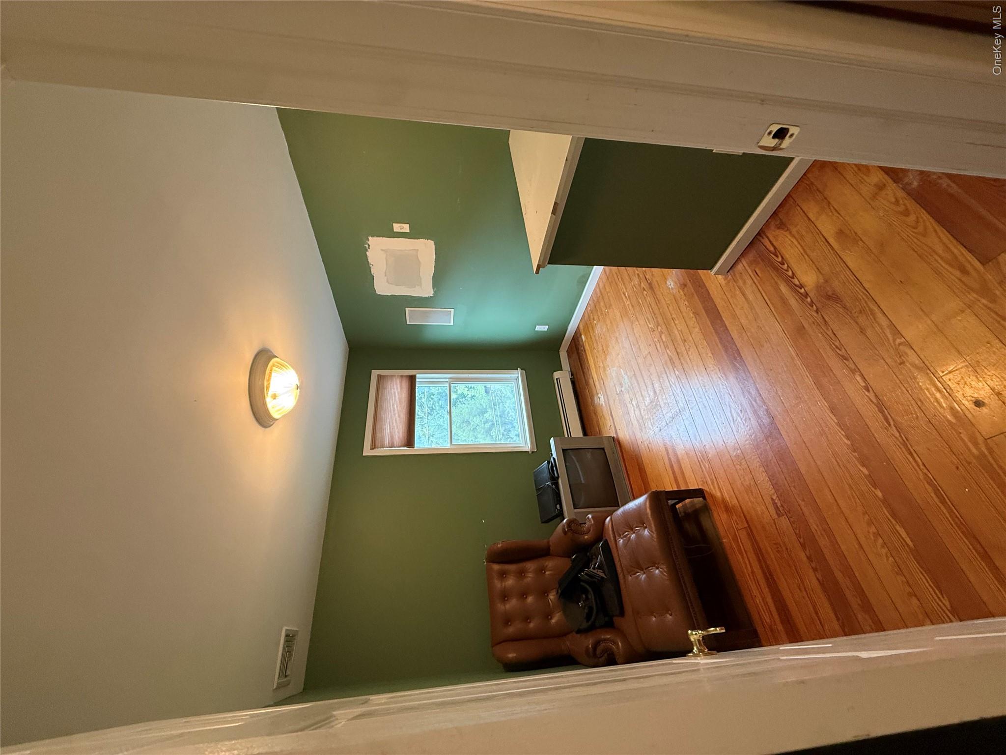 19 Meadow Property Photo 17