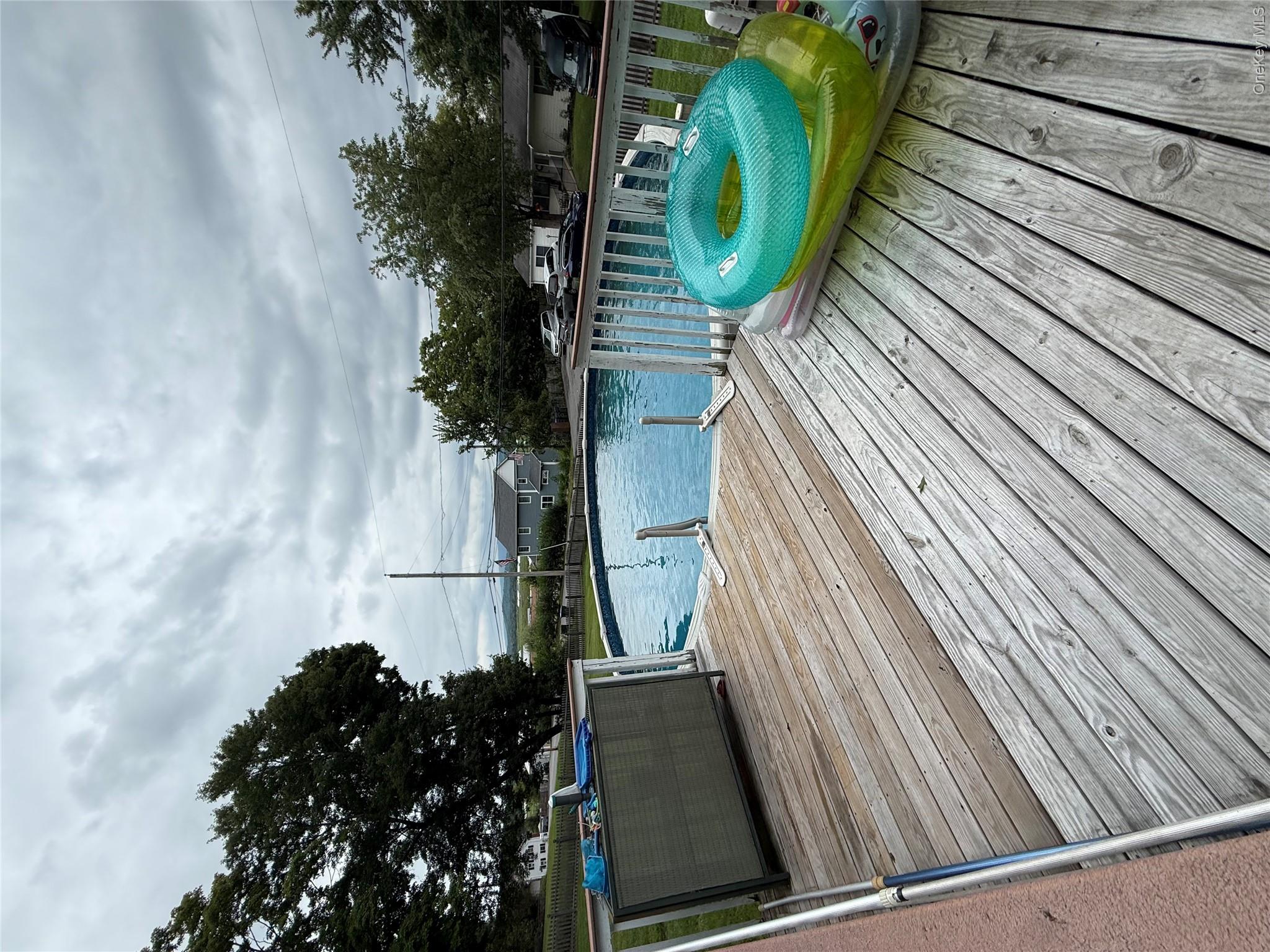 19 Meadow Property Photo 30
