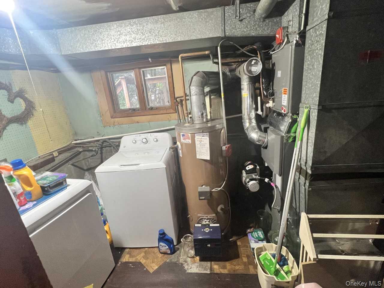 1556 N Gardiner Drive Property Photo 7