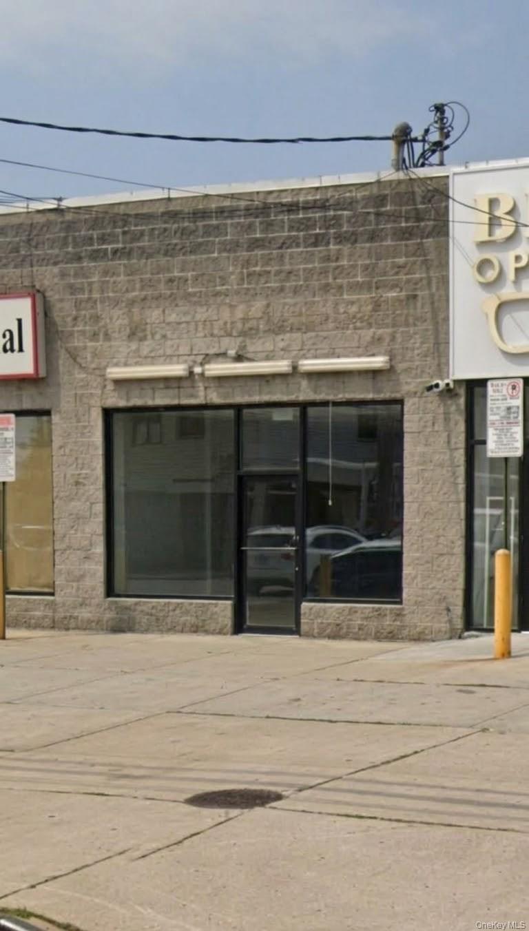 164-44 Cross Bay Blvd Boulevard Property Photo 2