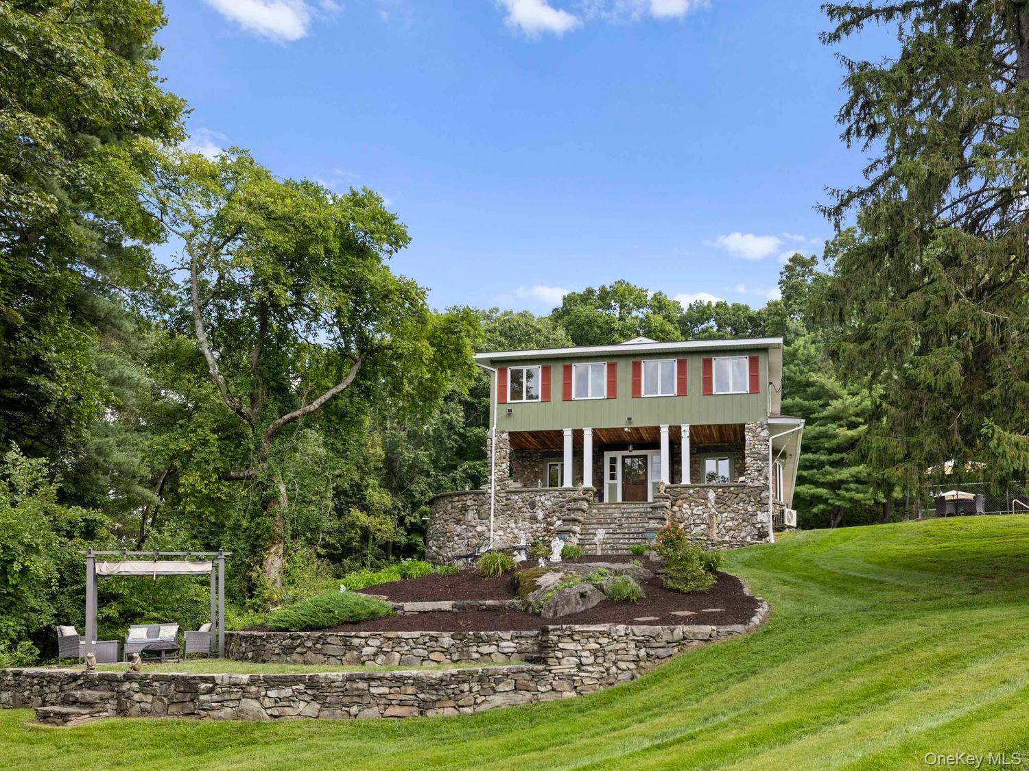 90 New Paltz Road Property Photo 1
