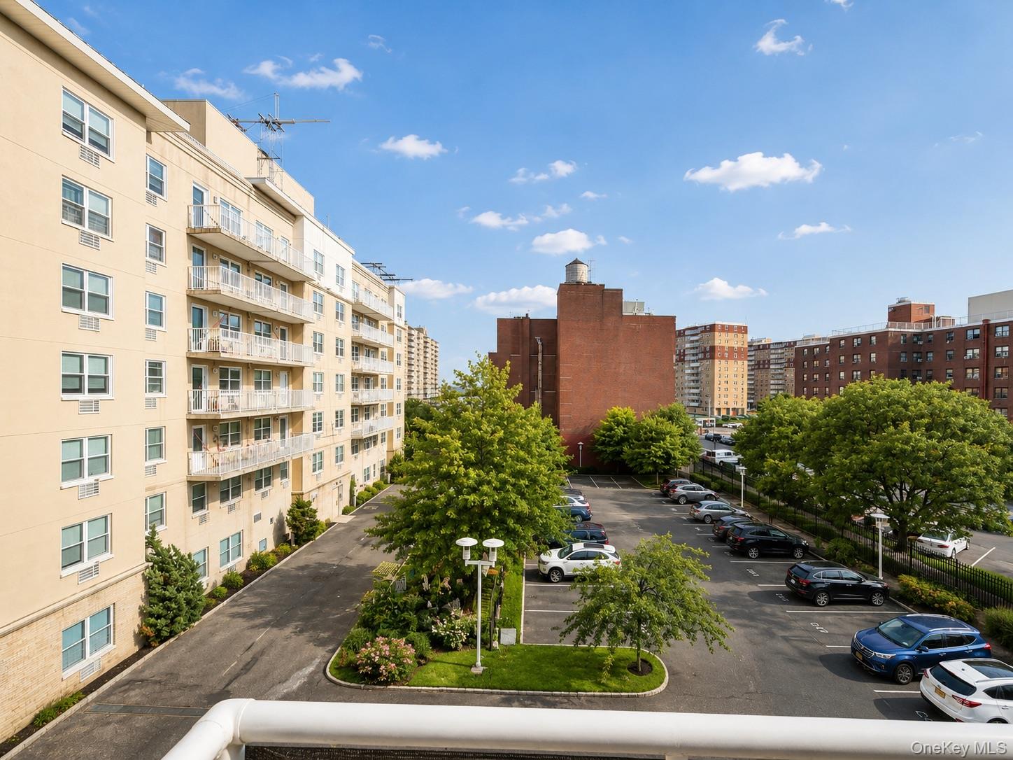 260 Beach 81st Street 4e Property Photo 8