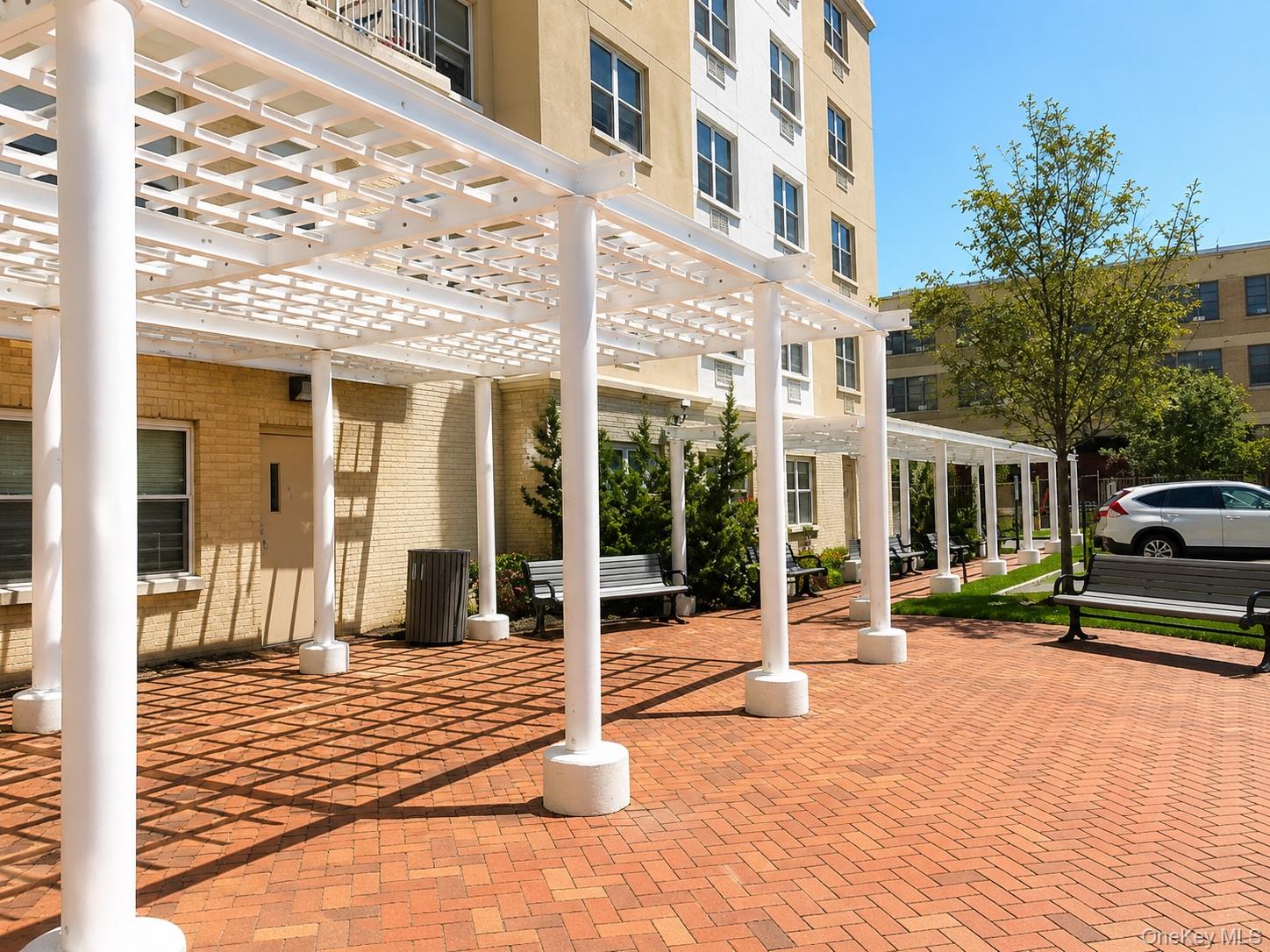 260 Beach 81st Street 4e Property Photo 14