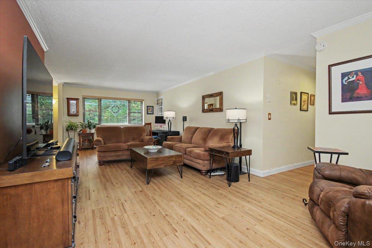 100 Diplomat Drive 6c Property Photo 3