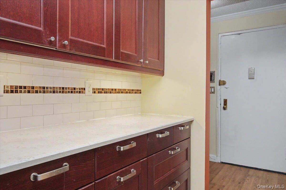 100 Diplomat Drive 6c Property Photo 19