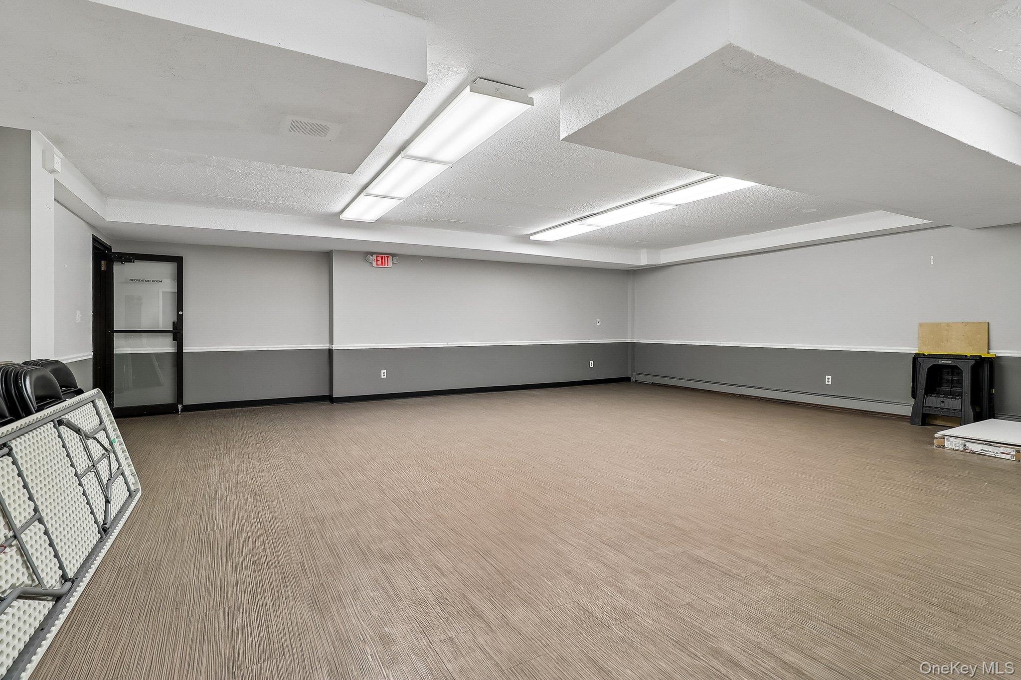 100 Diplomat Drive 6c Property Photo 38