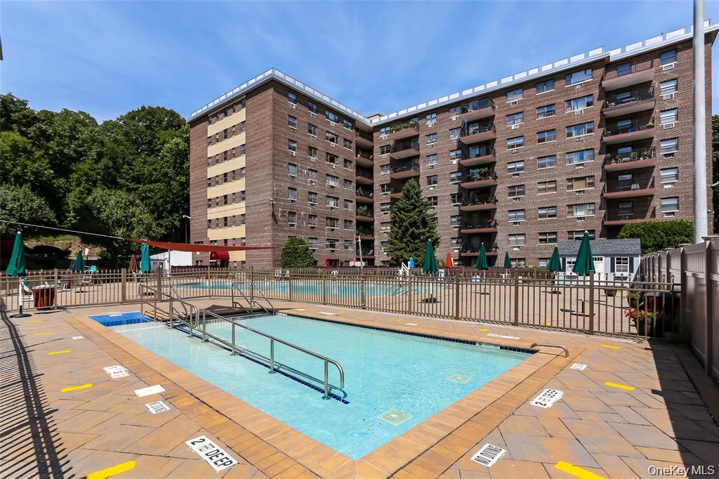 100 Diplomat Drive 6c Property Photo 43