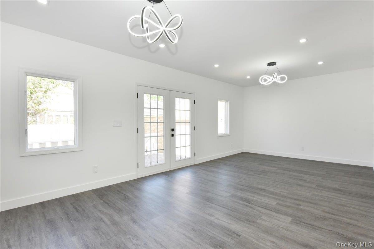 7627 175th Street Property Photo 11