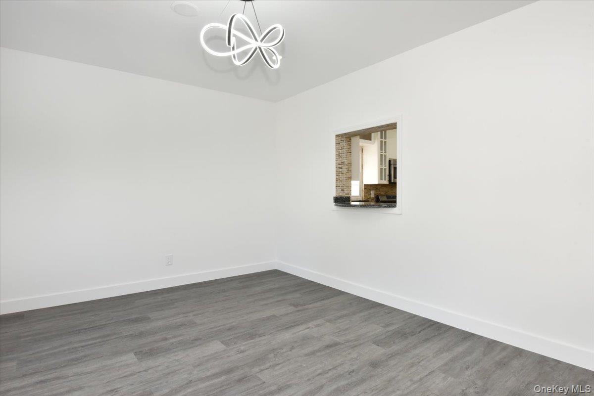 7627 175th Street Property Photo 12