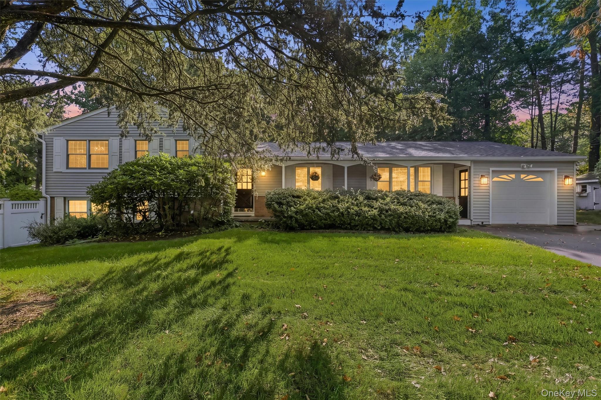 10 Oak Bend Road Property Photo 1