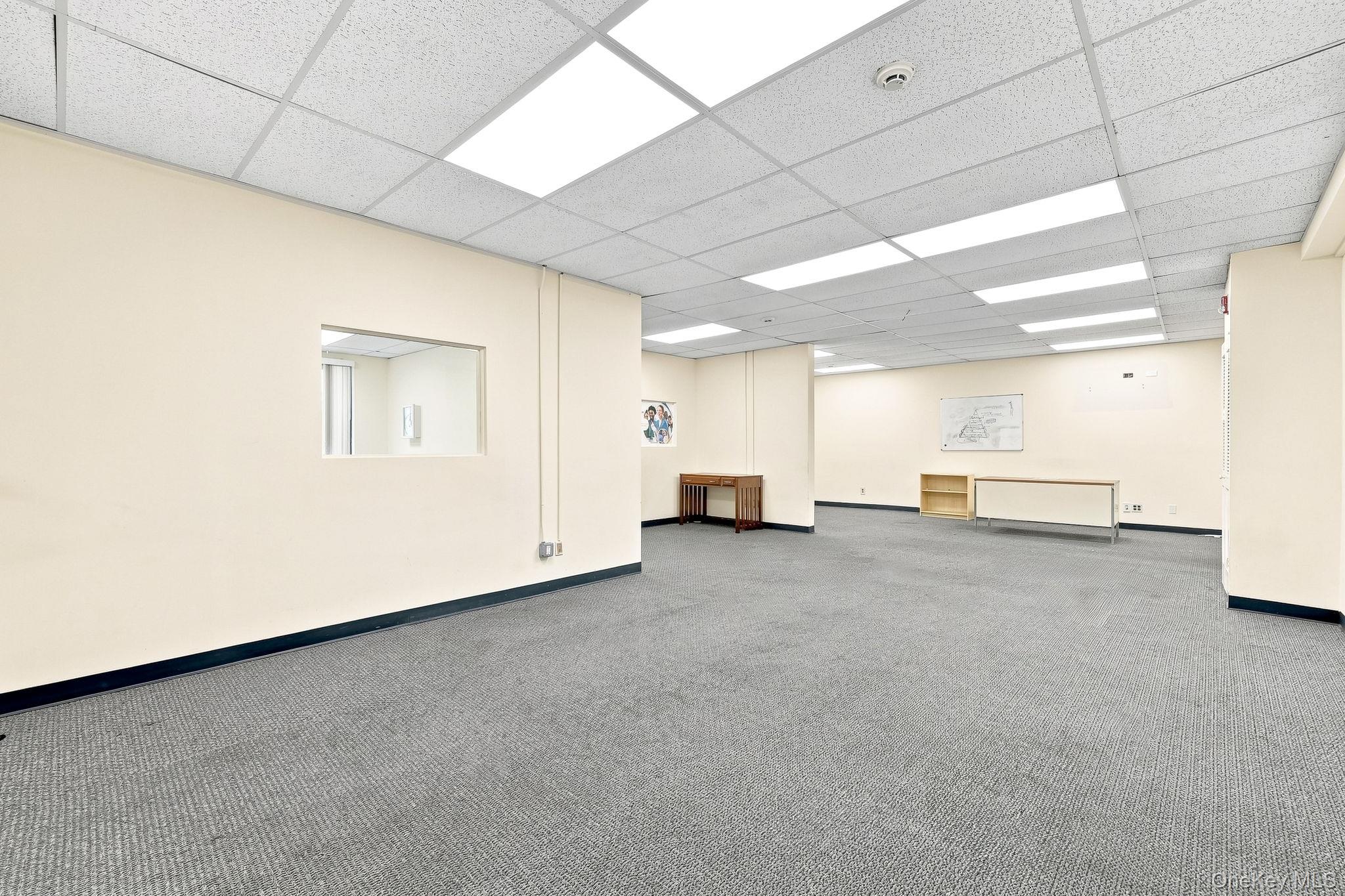 92 S Central Avenue Property Photo 3