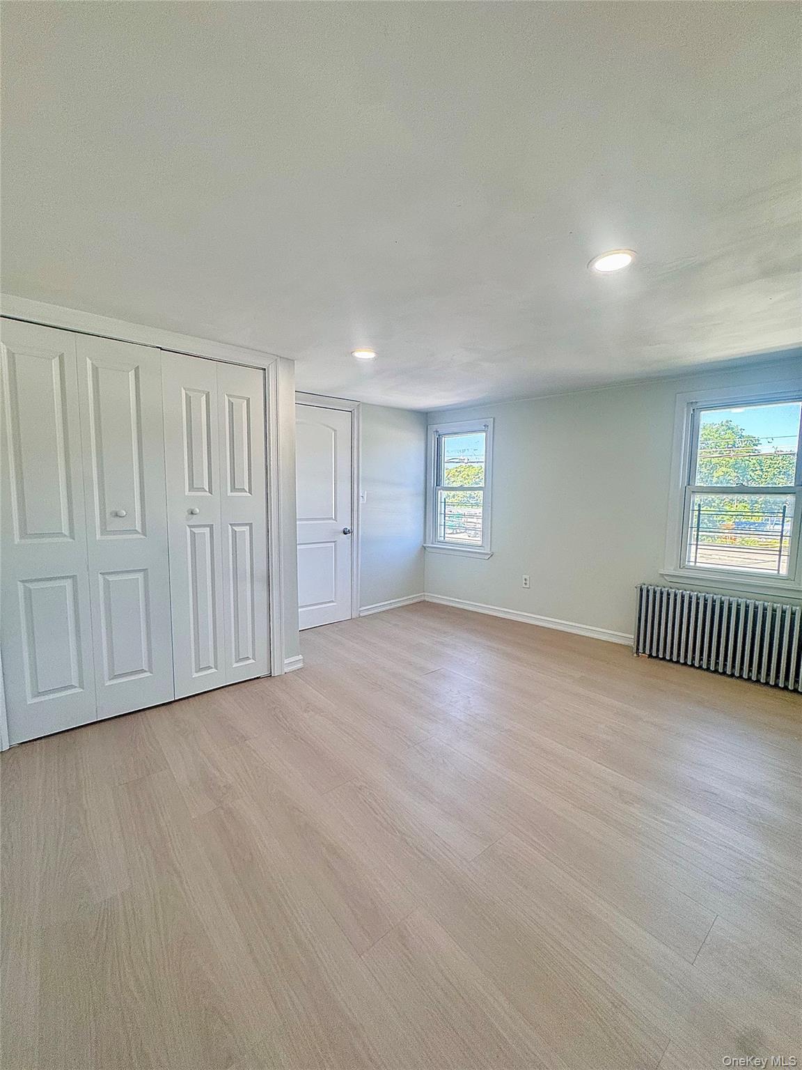 249 N Macquesten Parkway Floor #2 Property Photo 5
