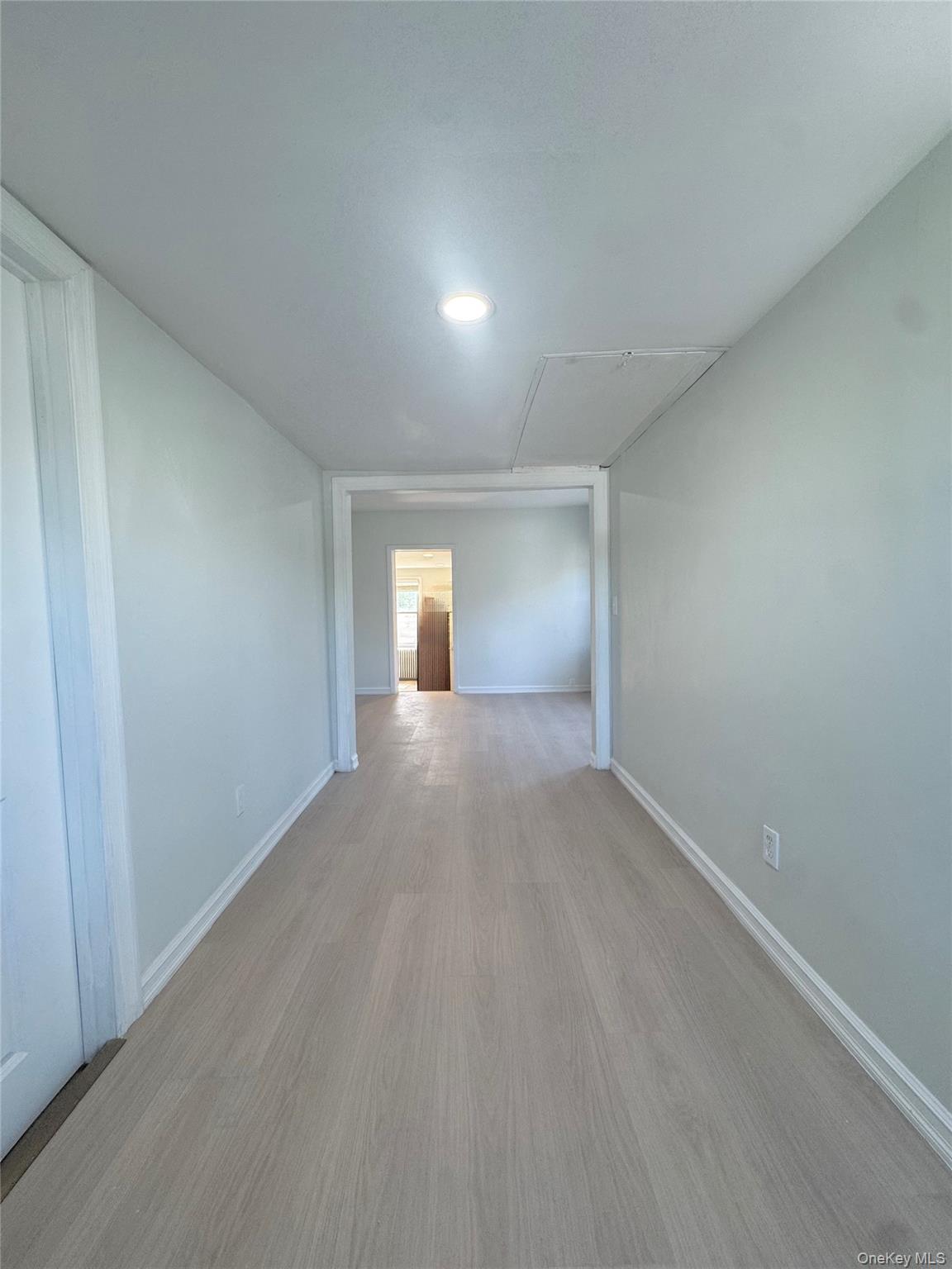 249 N Macquesten Parkway Floor #2 Property Photo 7