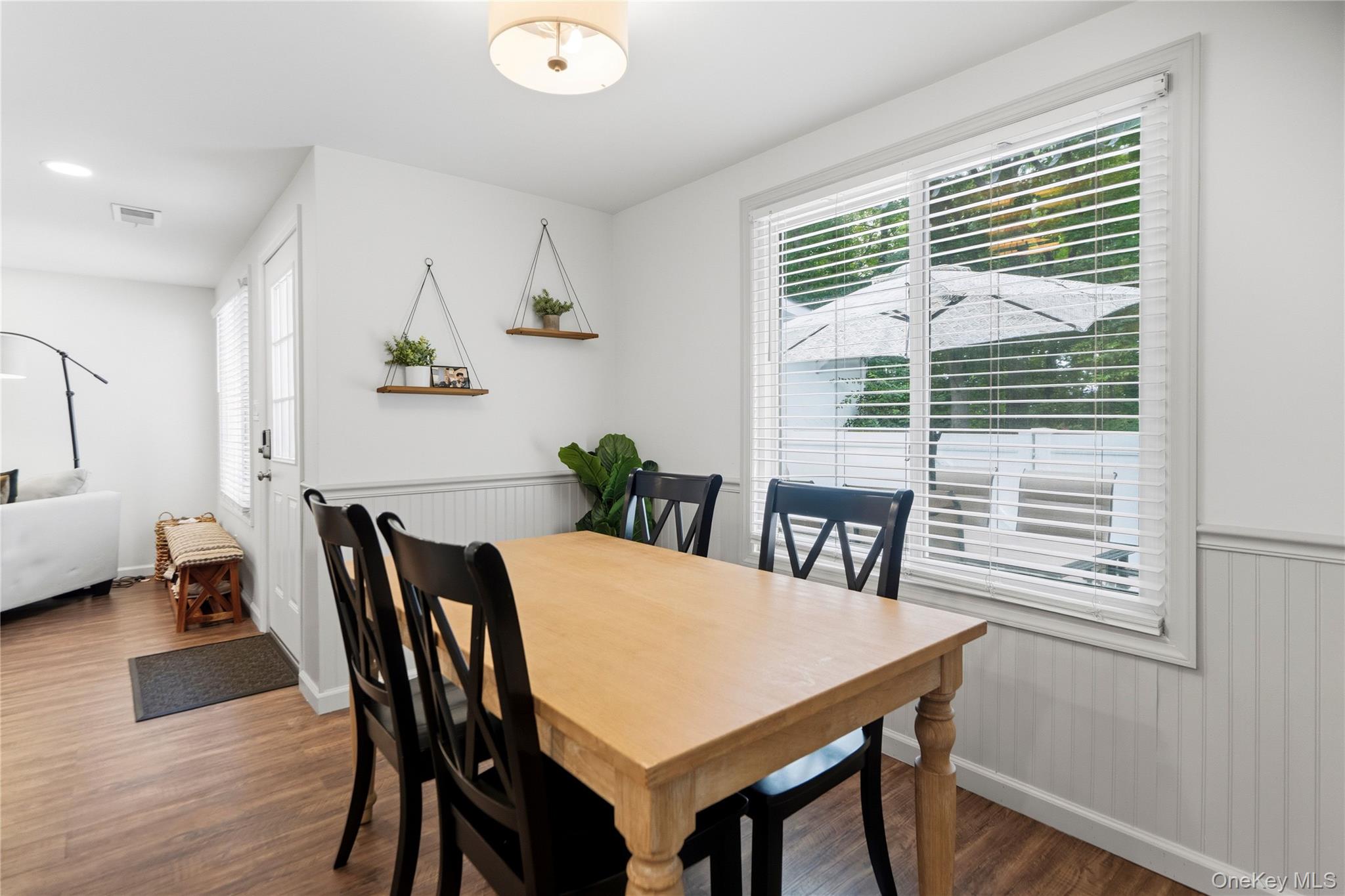 305 Birchwood Road Property Photo 8