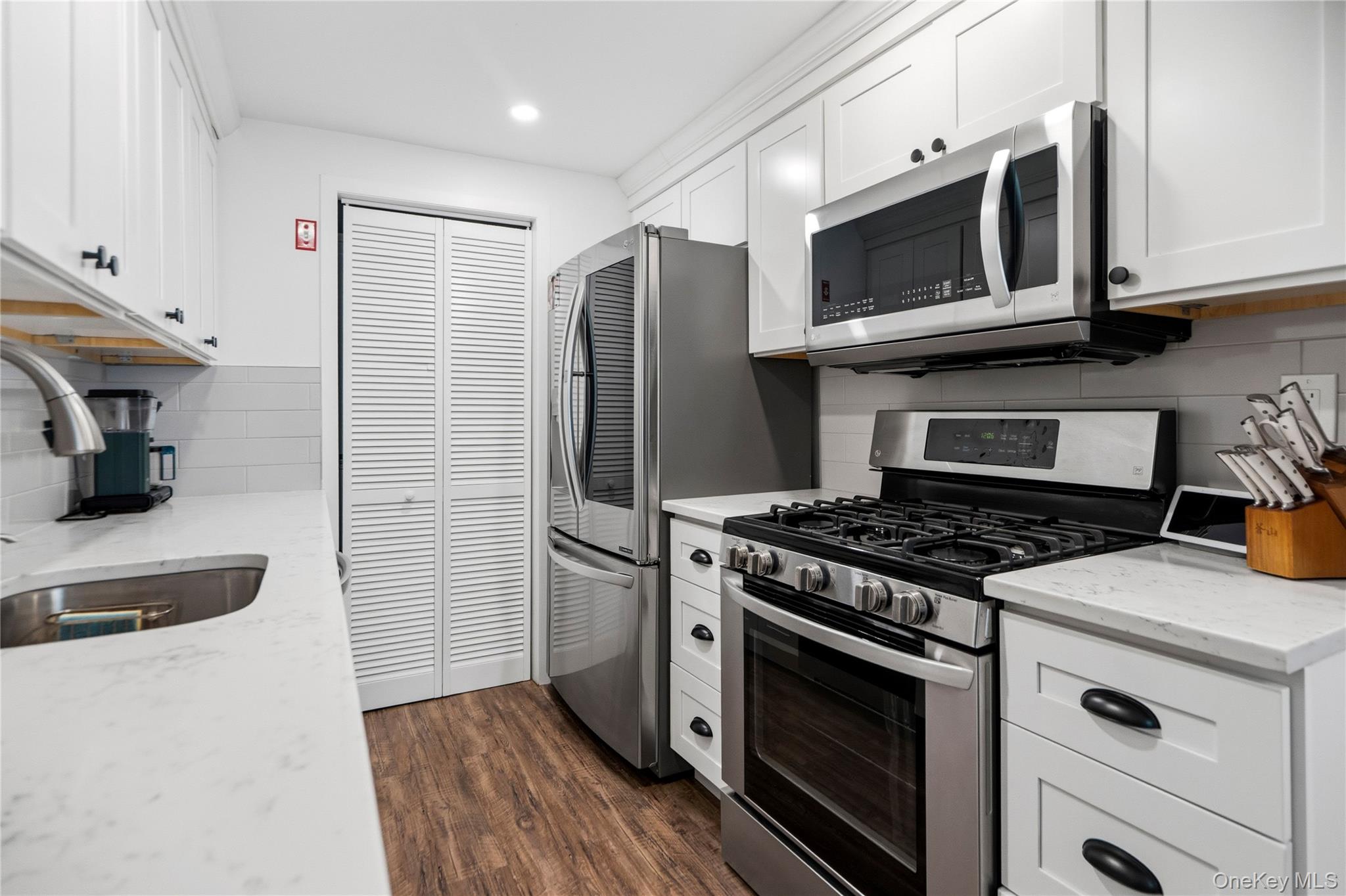 305 Birchwood Road Property Photo 11