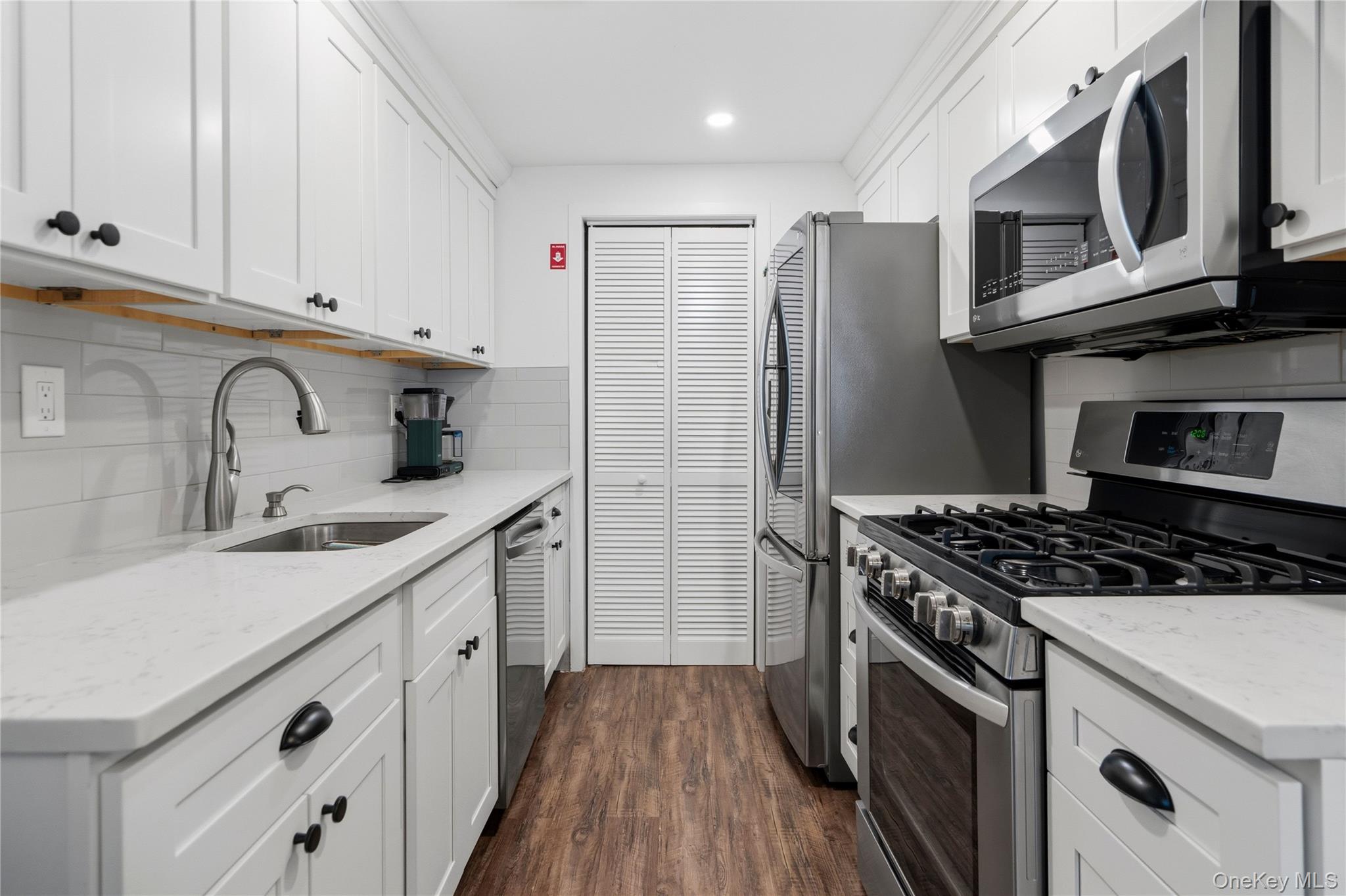 305 Birchwood Road Property Photo 12