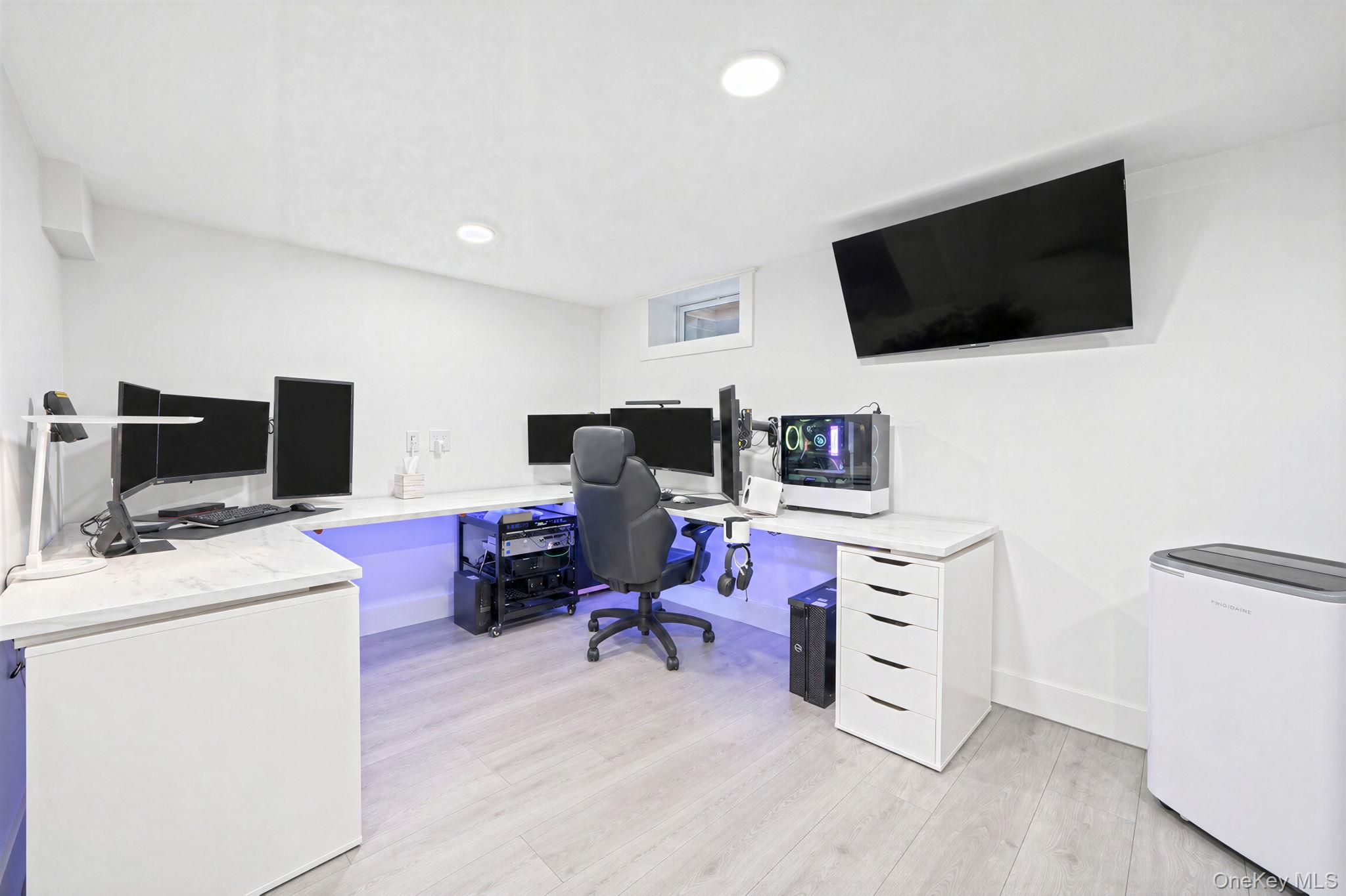 11 Keeler Street Property Photo 25