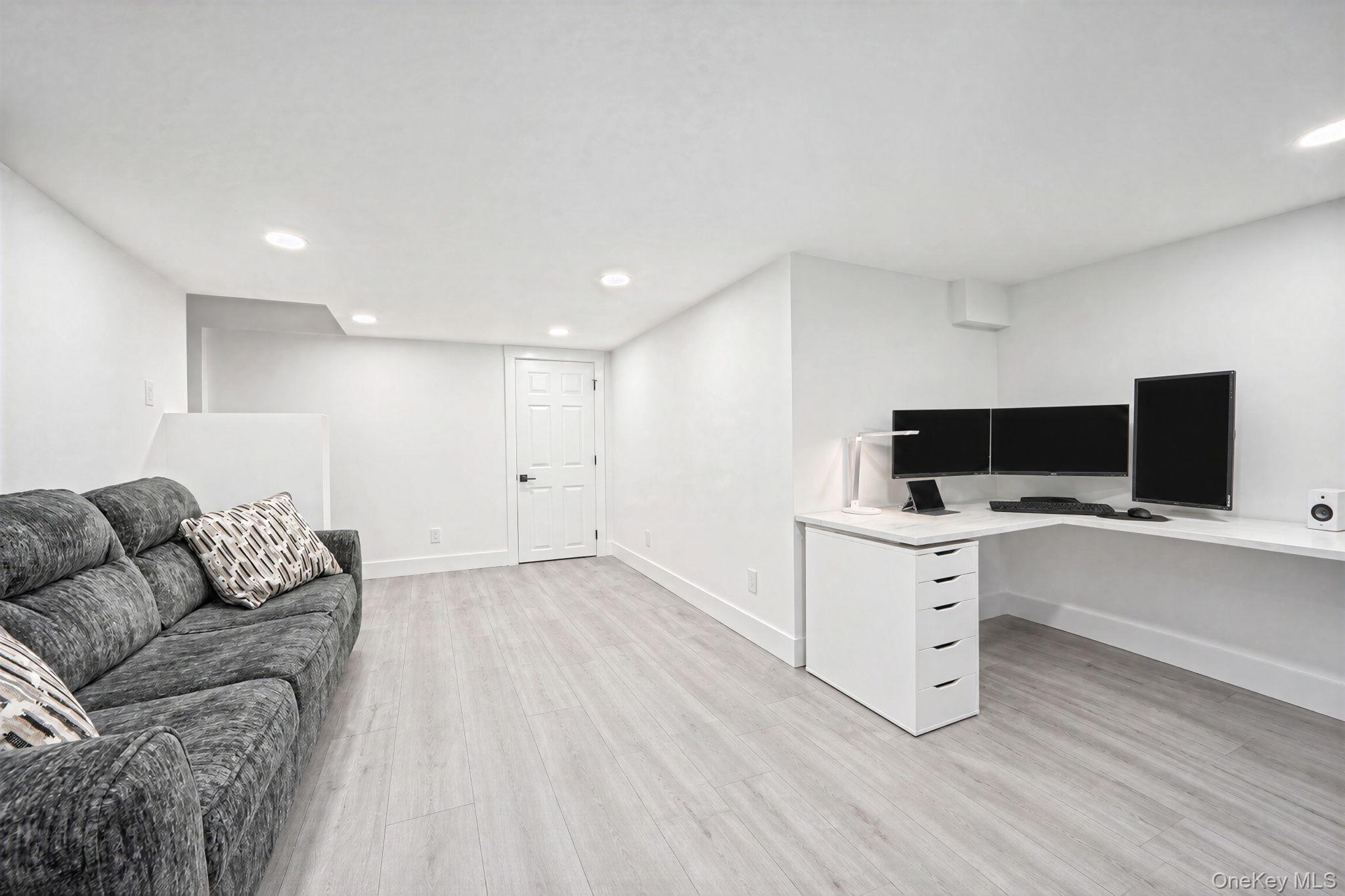11 Keeler Street Property Photo 26