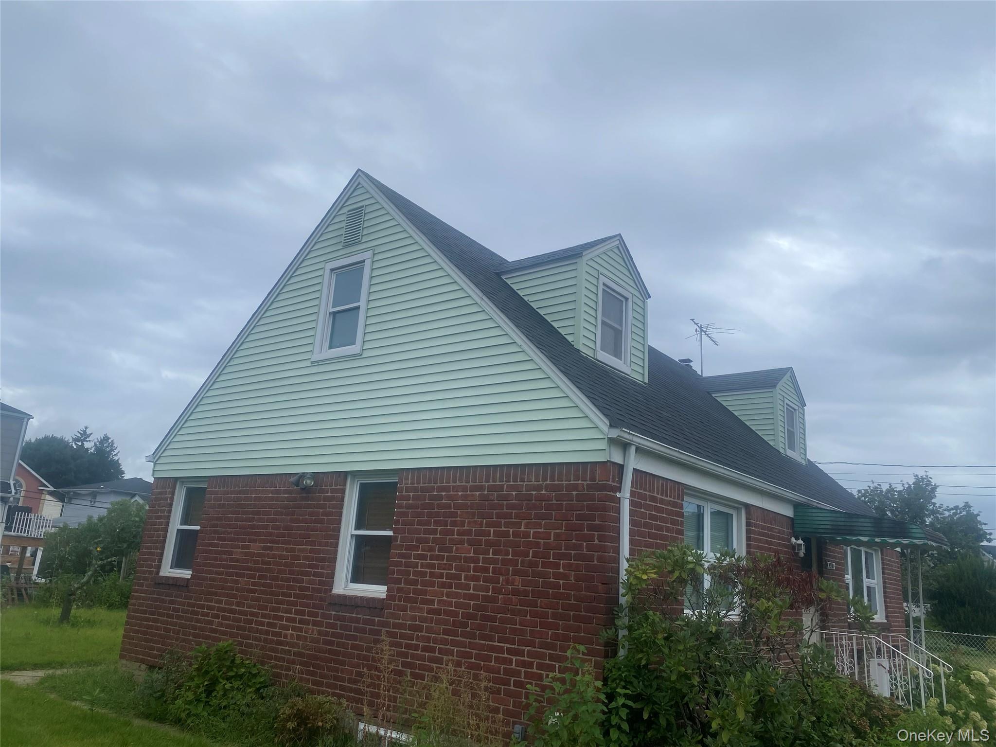 1301 Times Avenue Property Photo 2
