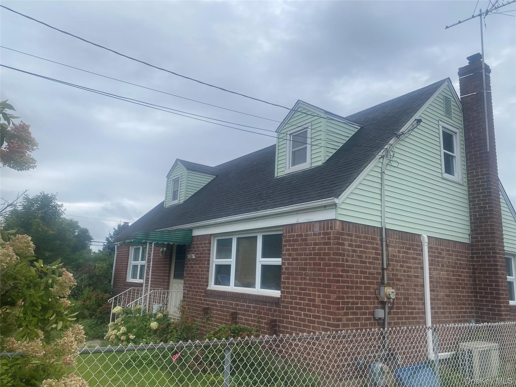 1301 Times Avenue Property Photo 3