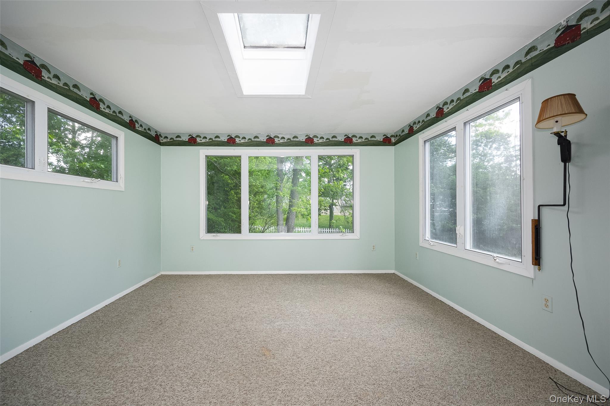 19 Tor Road Property Photo 9