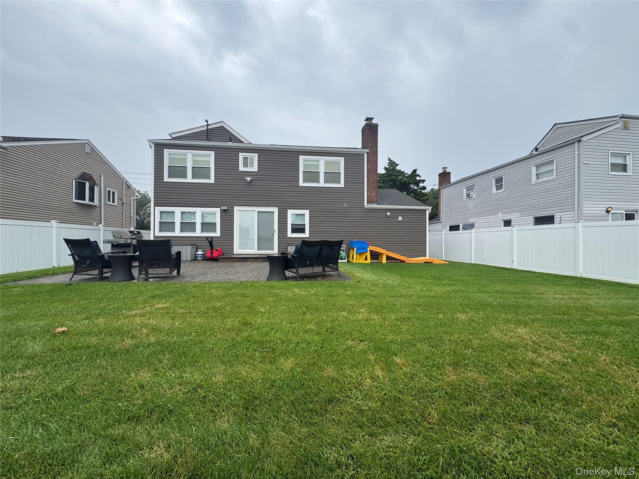 3215 Eastern Parkway Property Photo 16