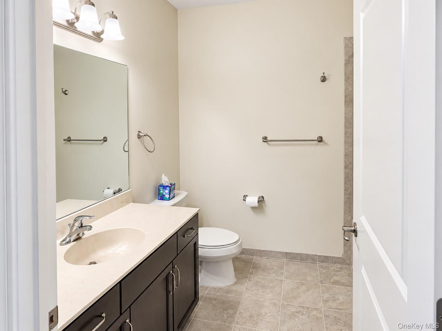41 Greentree Court Property Photo 18