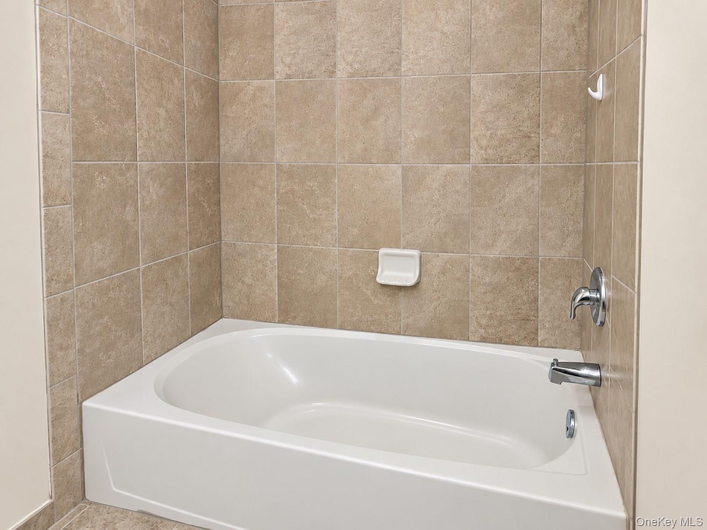 41 Greentree Court Property Photo 19