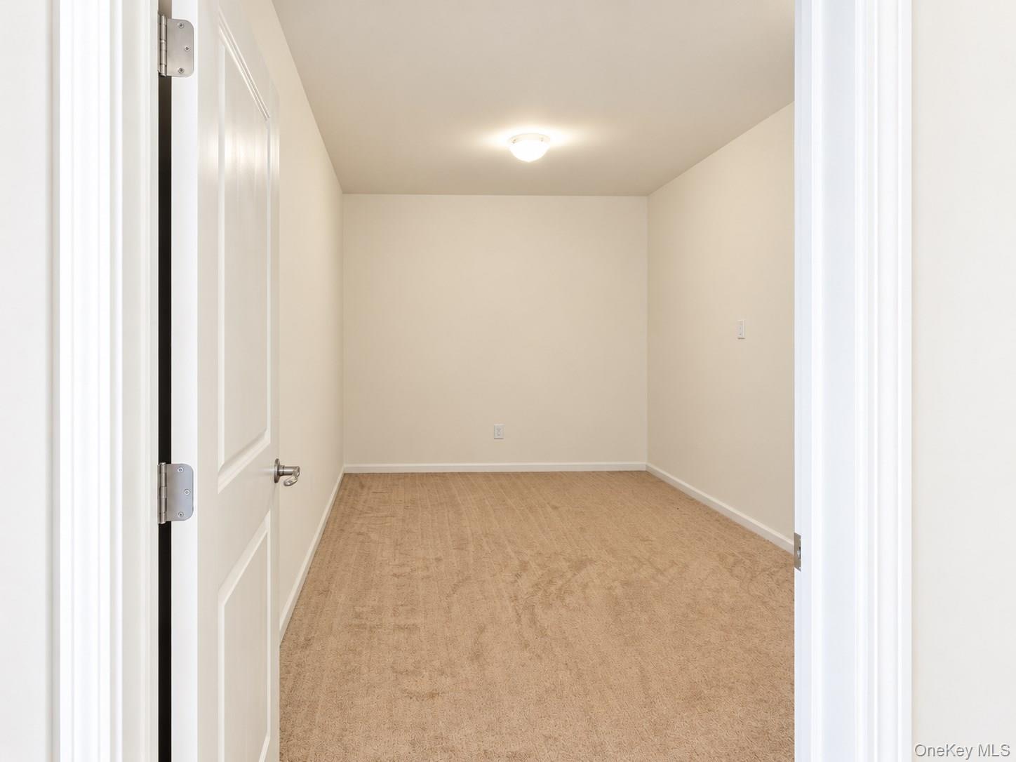 41 Greentree Court Property Photo 21
